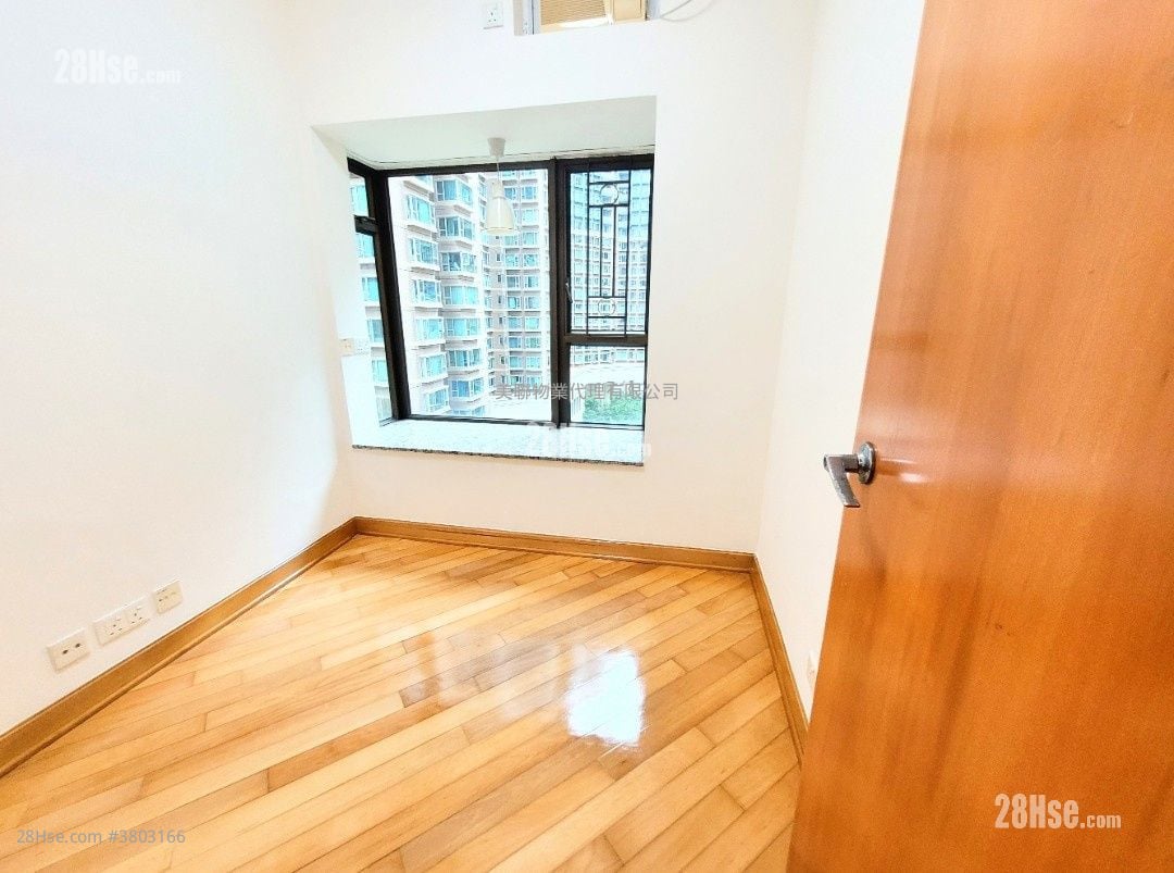 Liberte Sell 2 Bedrooms , 1 Bathroom 517 ft²