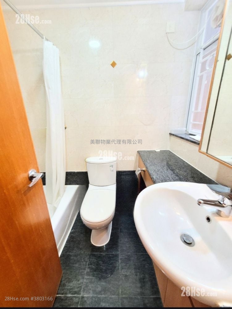 Liberte Sell 2 Bedrooms , 1 Bathroom 517 ft²