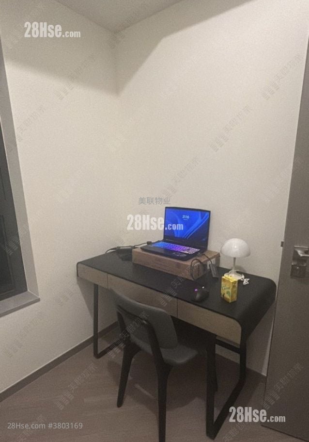 YOHO West 售盘 2 房 , 1 浴室 440 平方尺