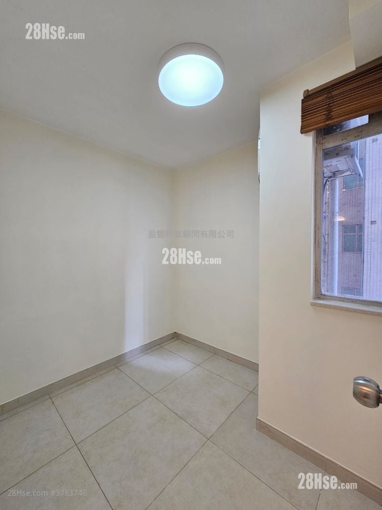 杜智台 租盘 3 房 , 2 浴室 419 平方尺