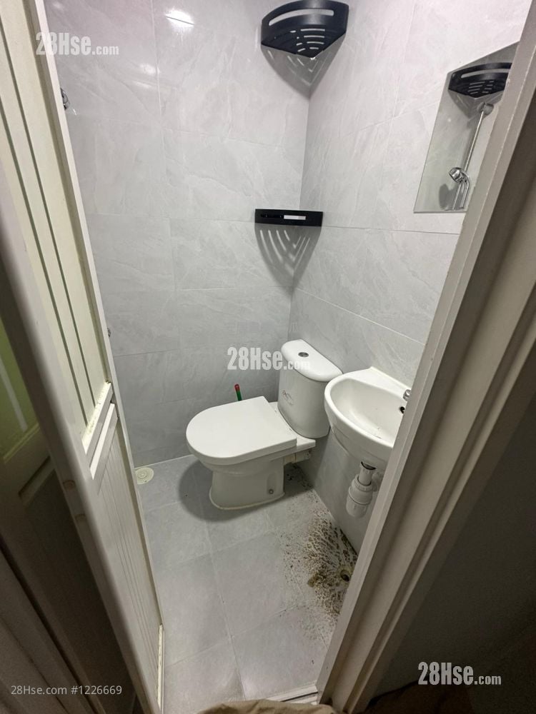 Honour Building Sell 2 Bedrooms , 1 Bathroom 368 ft²