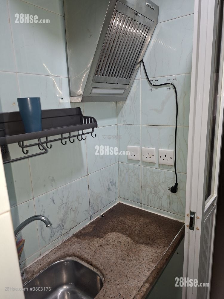 唐楼 租盘 1 房 , 1 浴室 160 平方尺