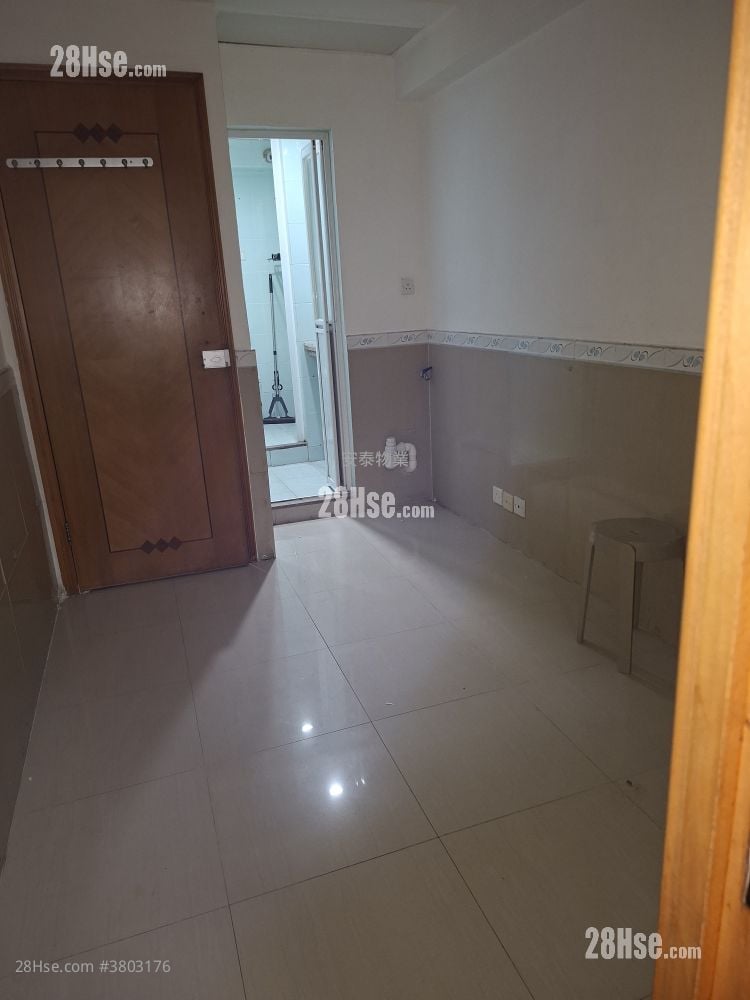 唐楼 租盘 1 房 , 1 浴室 160 平方尺