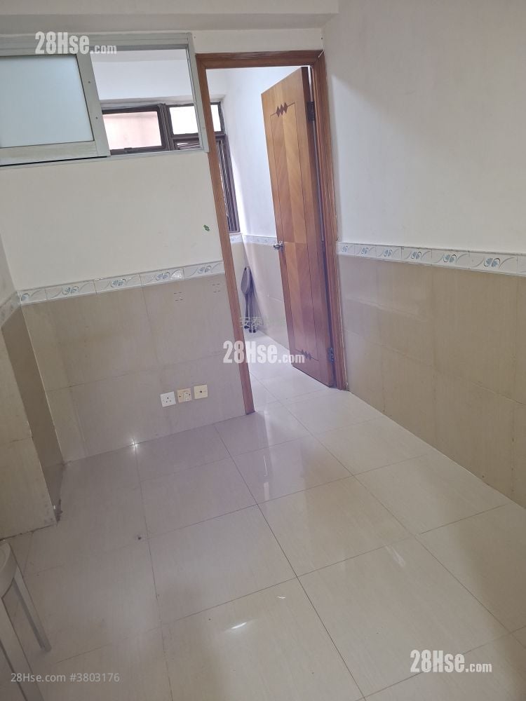 唐楼 租盘 1 房 , 1 浴室 160 平方尺