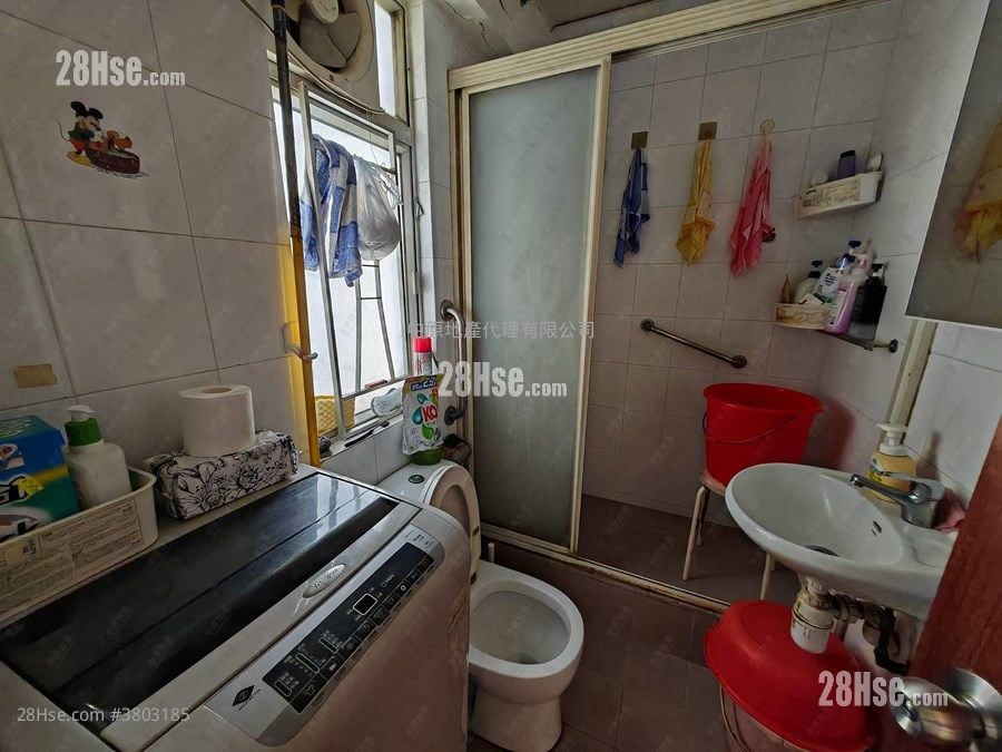 Tsuen King Garden Sell 2 Bedrooms 362 ft²