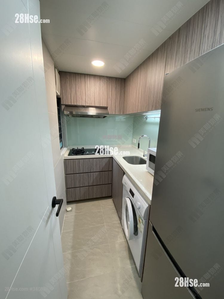 Tuen Mun Town Plaza Sell 2 Bedrooms 325 ft²