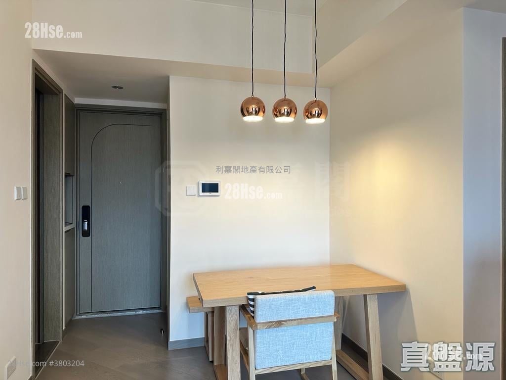 尚珒溋 售盘 2 房 585 平方尺