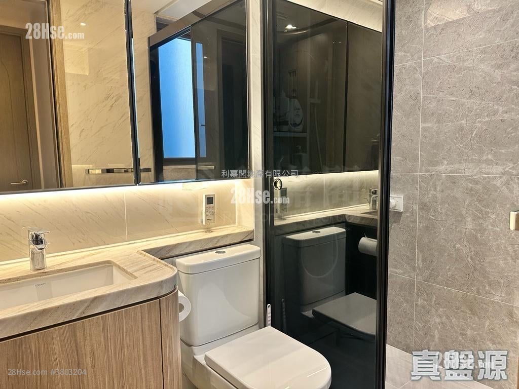 尚珒溋 售盘 2 房 585 平方尺