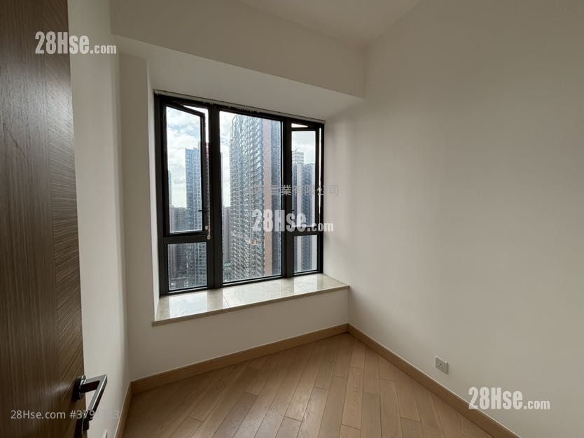 Grand Yoho Rental 592 ft²