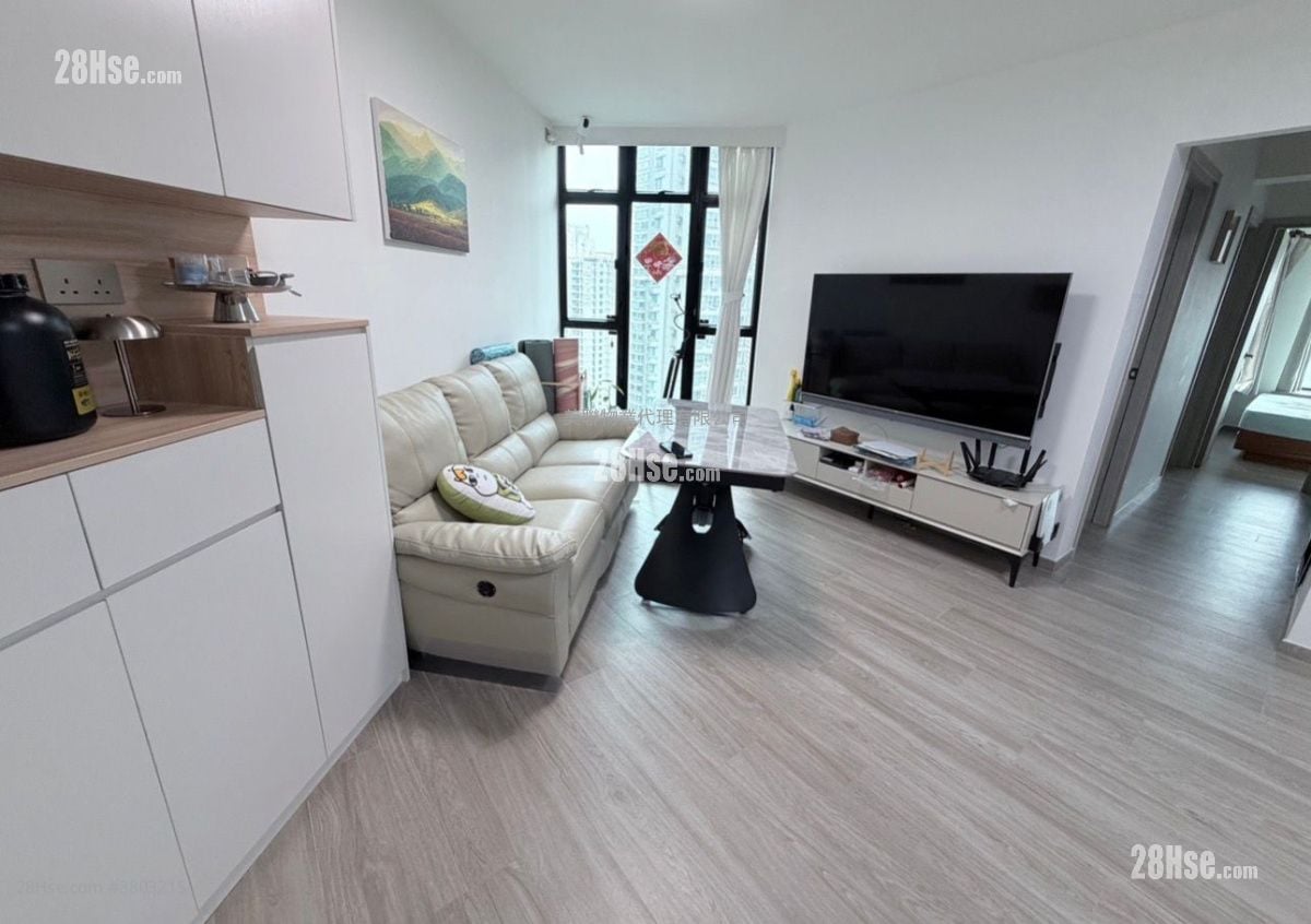 Nan Fung Plaza Sell 3 Bedrooms 608 ft²