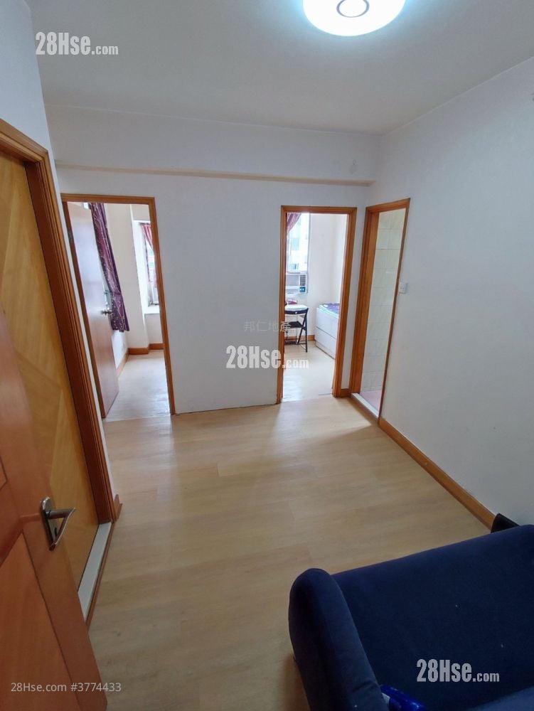 金獅花園 售盤 2 房 , 1 浴室 270 平方呎