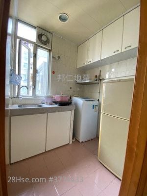 金獅花園 售盤 2 房 , 1 浴室 270 平方呎