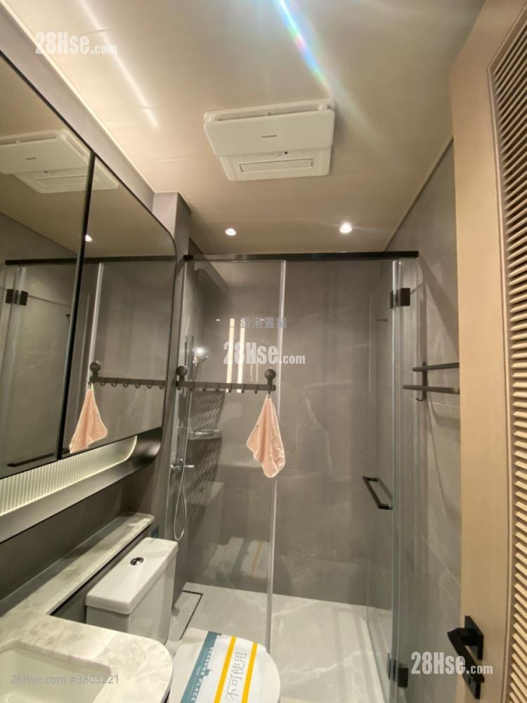 Seasons Place Rental 1 Bedroom , 1 Bathroom 437 ft²