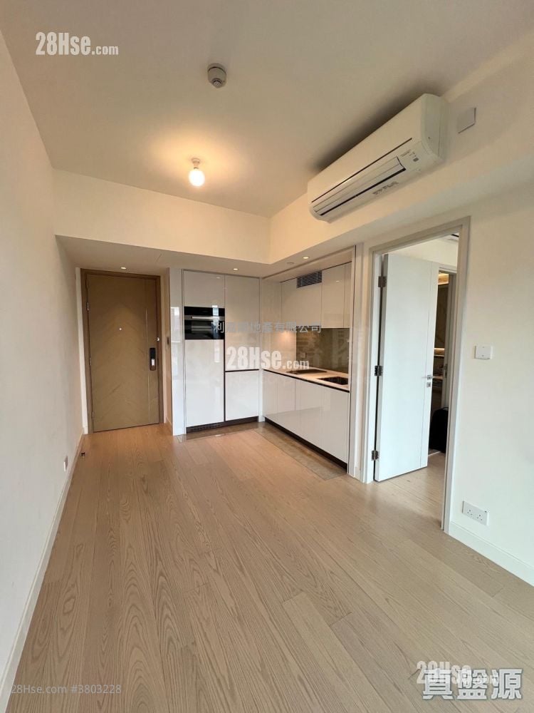 Monaco Sell 1 Bedroom 354 ft²