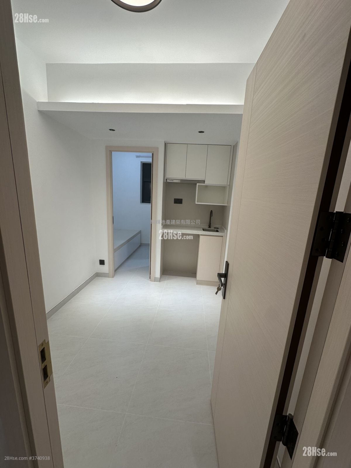 Man Wah Building Rental 1 Bedroom , 1 Bathroom 180 ft²