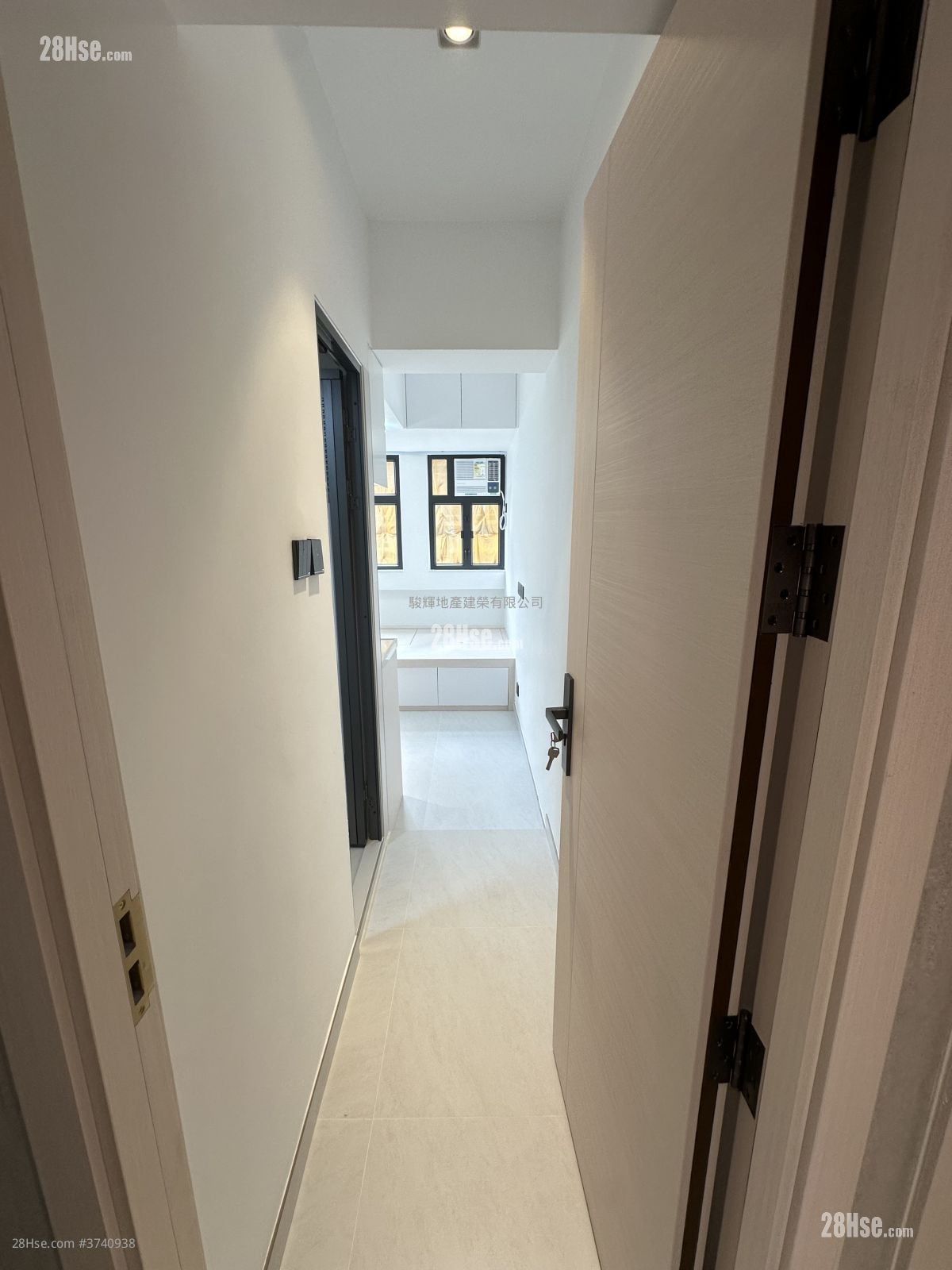 Man Wah Building Rental 1 Bedroom , 1 Bathroom 180 ft²