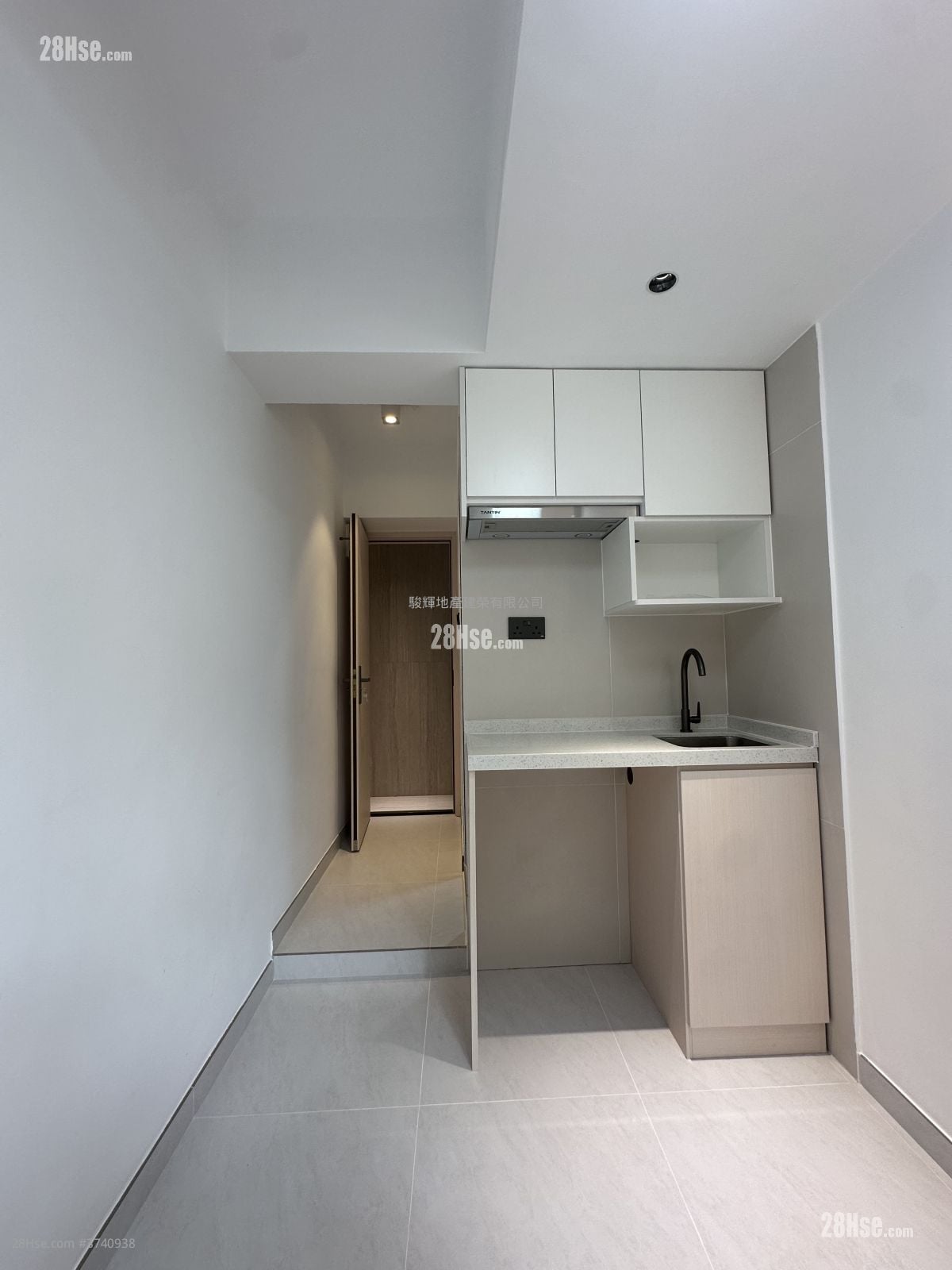 Man Wah Building Rental 1 Bedroom , 1 Bathroom 180 ft²