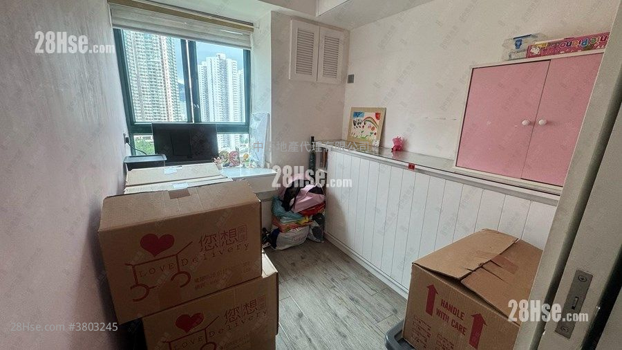 Parkview Court Sell 2 Bedrooms 478 ft²