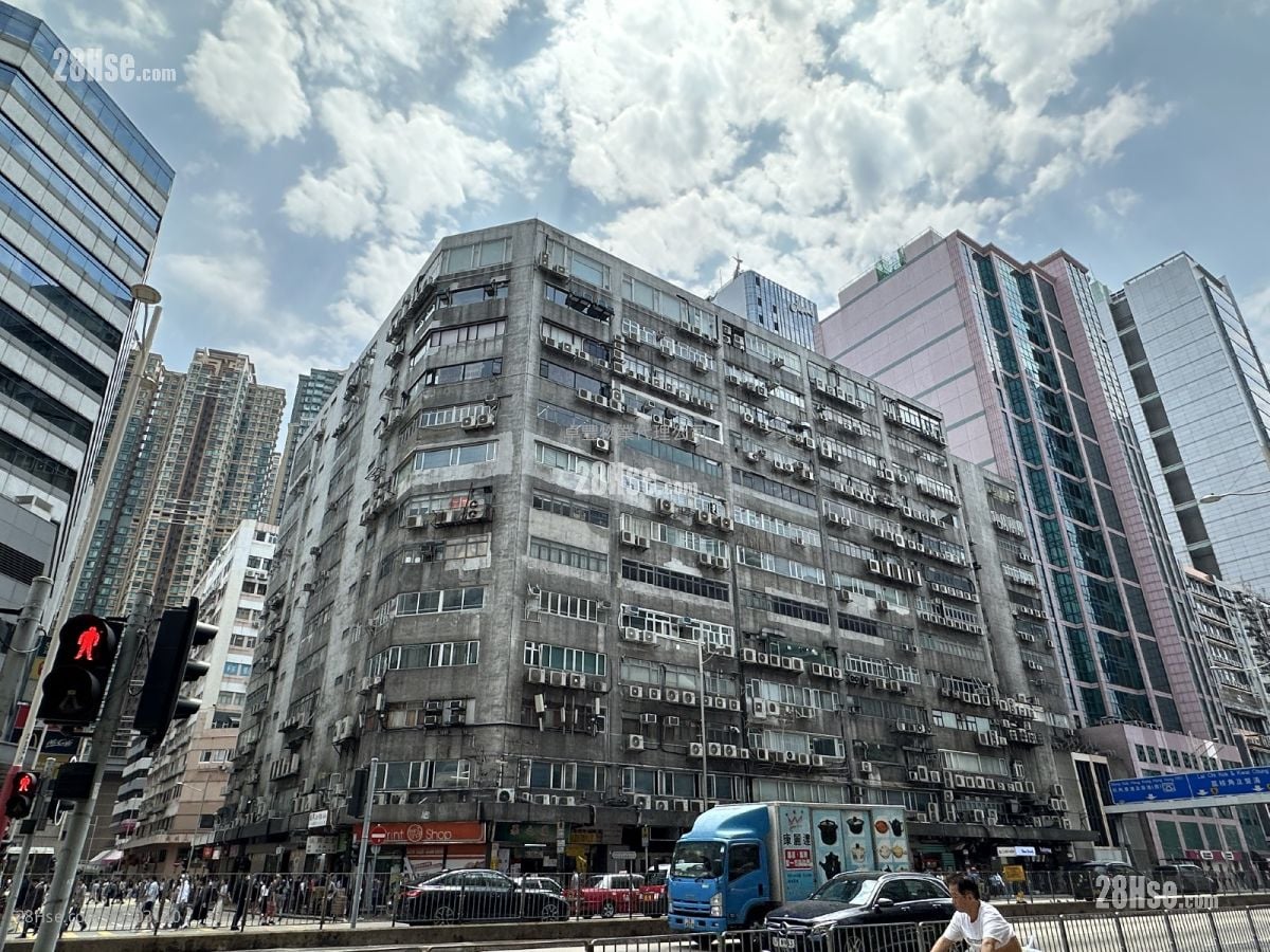 Elite Industrial Centre Rental 3 Bedrooms , 2 Toilets 1,350 ft²