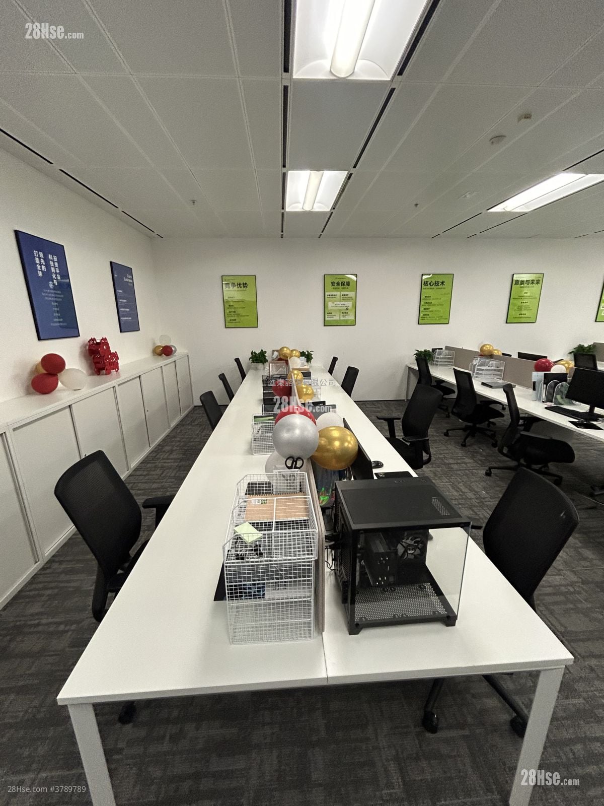 The Bay Hub Rental Studio , 2 Toilets