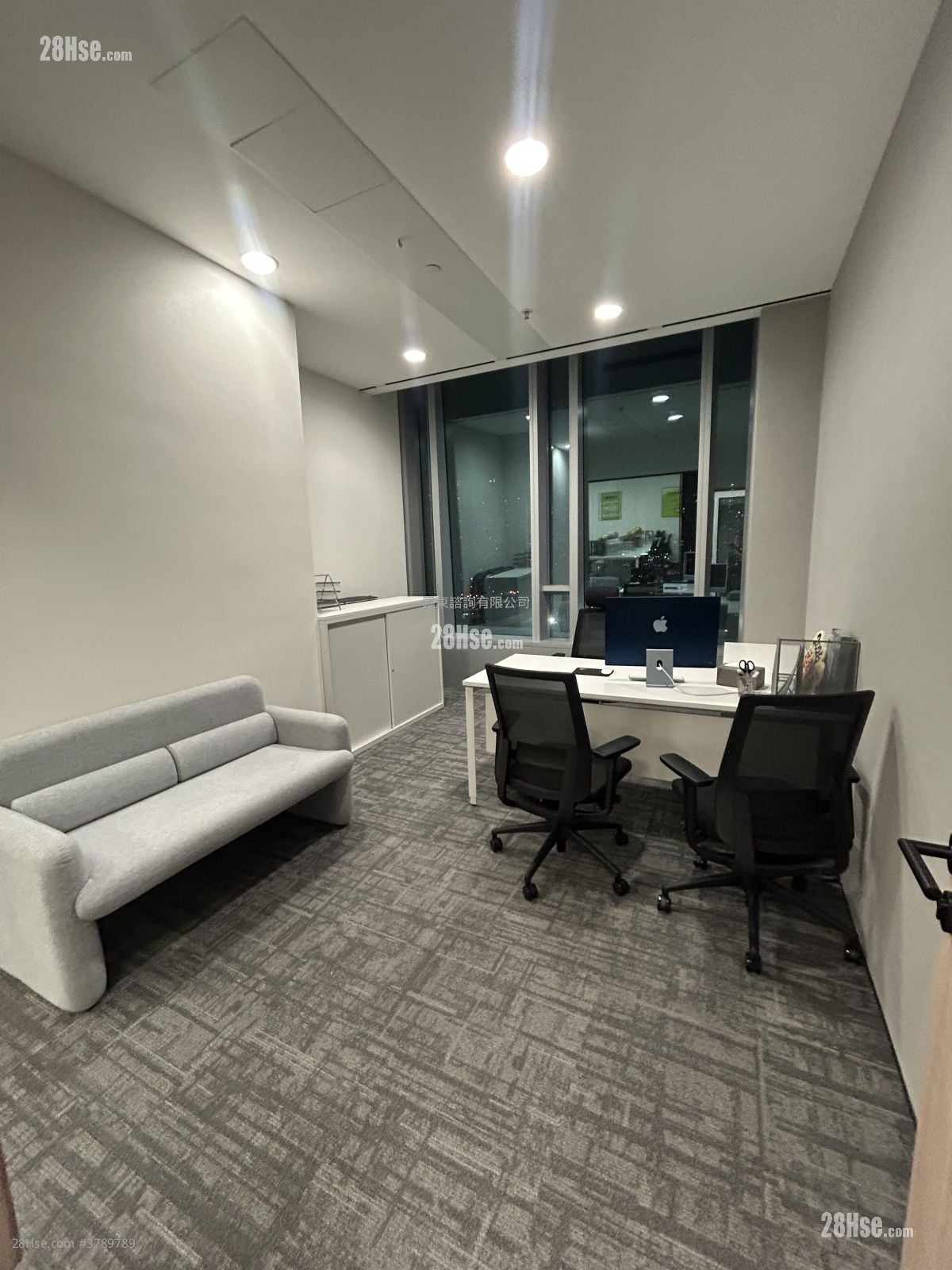 The Bay Hub Rental Studio , 2 Toilets