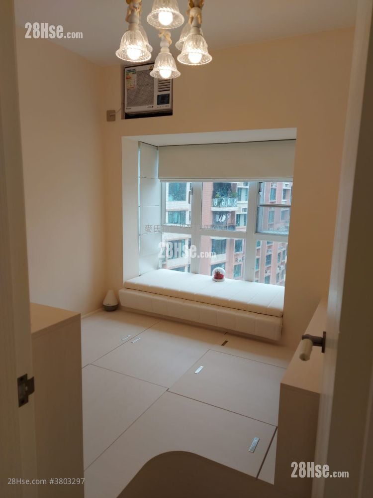 Highland Park Rental 3 Bedrooms , 2 Bathrooms 631 ft²