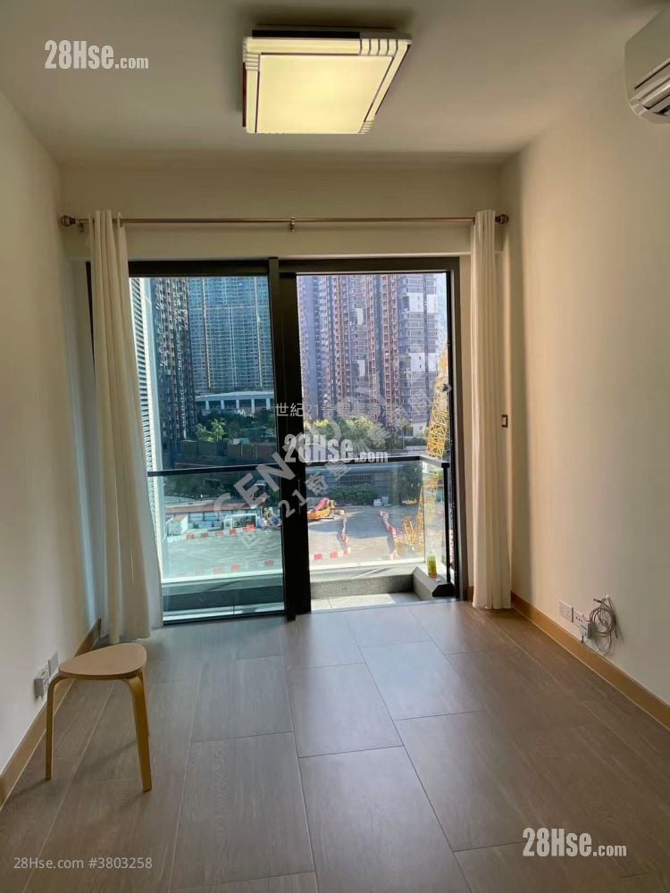 云海 租盘 2 房 , 1 浴室 534 平方尺