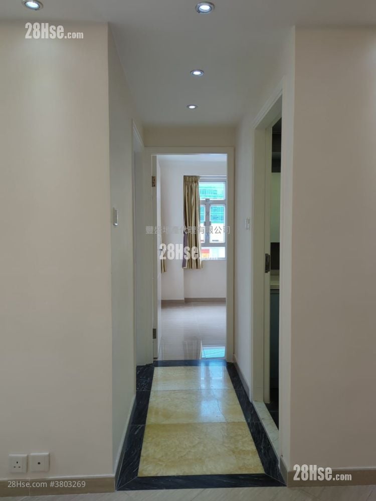 Whampoa Garden Rental 2 Bedrooms , 1 Bathroom 503 ft²