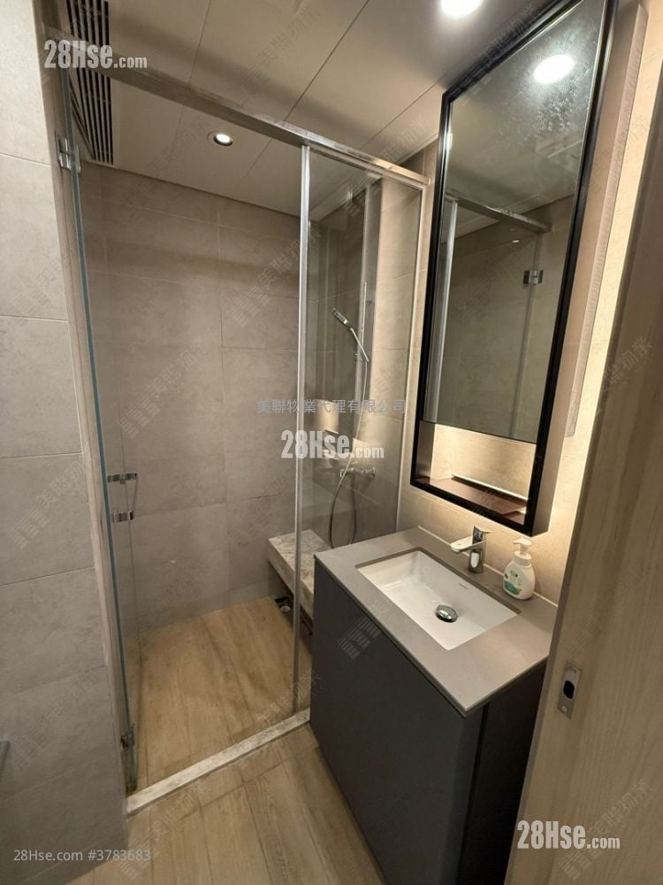 Lp6 Sell 1 Bedroom , 1 Bathroom 305 ft²