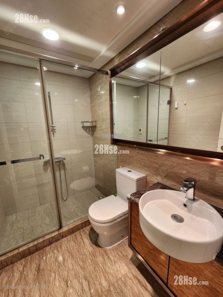 溱岸8号 售盘 4 房 1,250 平方尺