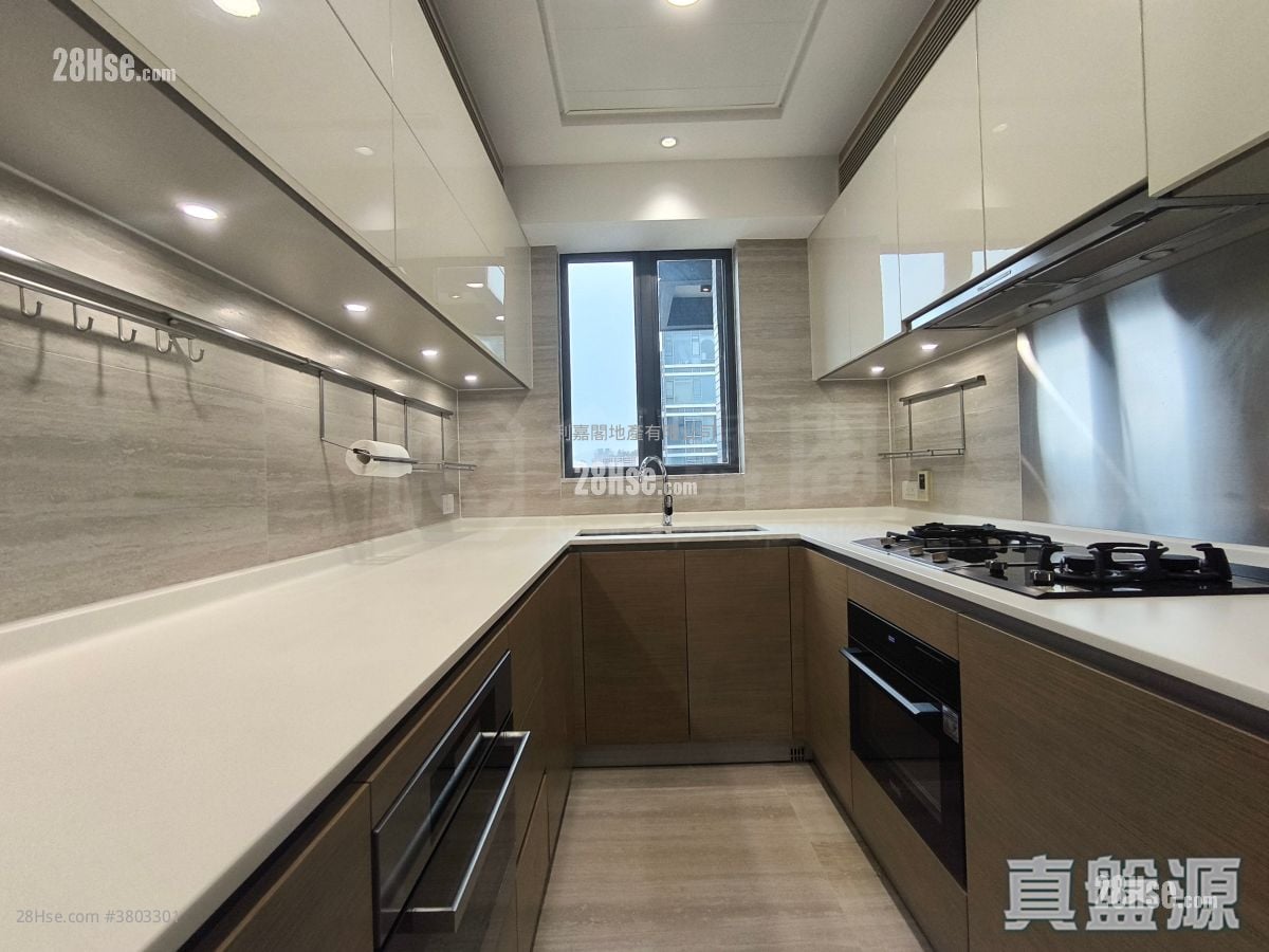 8 Lasalle Rental 3 Bedrooms , 2 Bathrooms 1,020 ft²