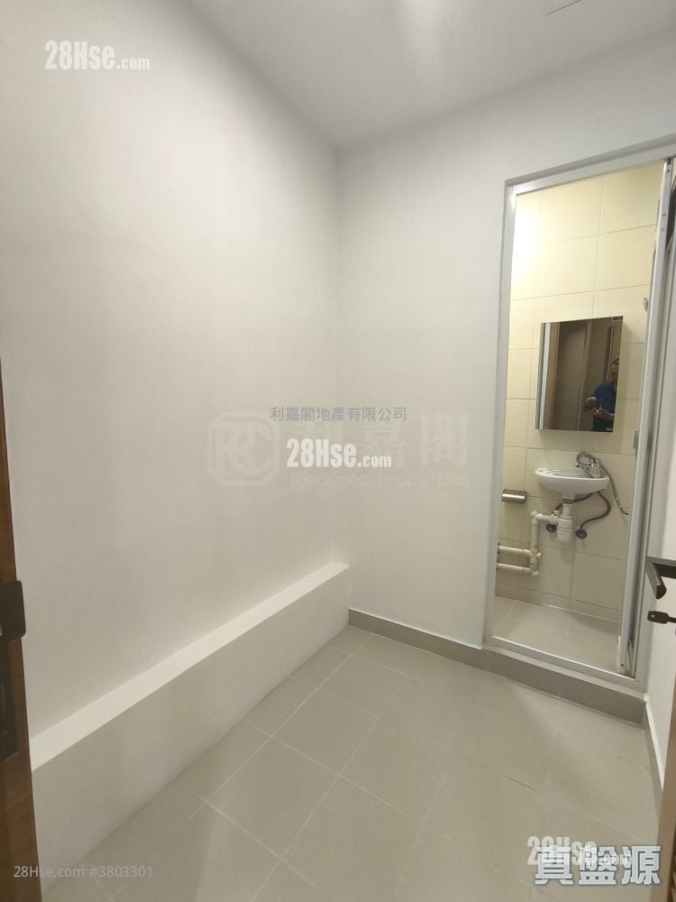 8 Lasalle Rental 3 Bedrooms , 2 Bathrooms 1,020 ft²