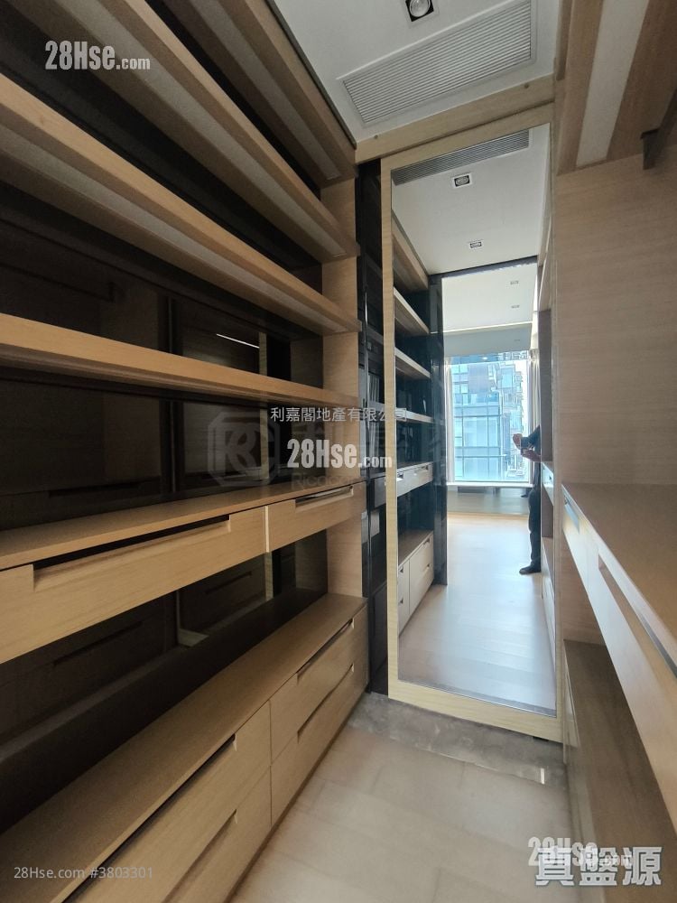 8 Lasalle Rental 3 Bedrooms , 2 Bathrooms 1,020 ft²