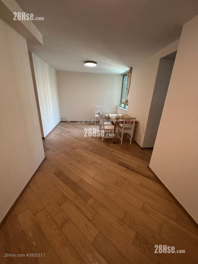 海滨南岸 售盘 3 房 , 2 浴室 593 平方尺