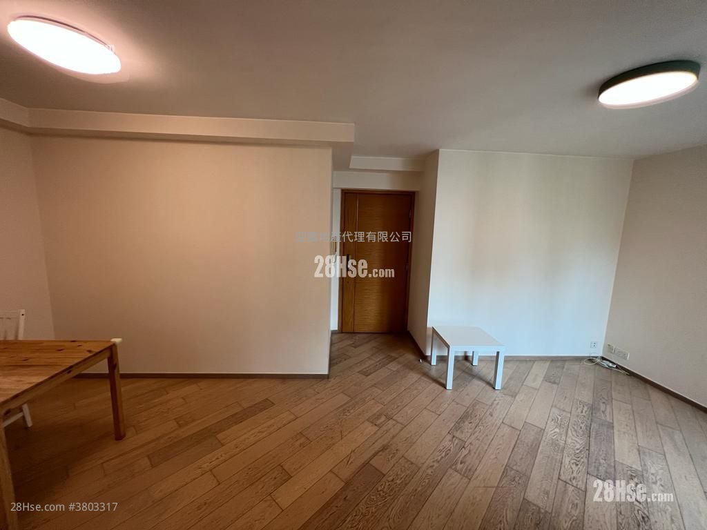 海滨南岸 售盘 3 房 , 2 浴室 593 平方尺