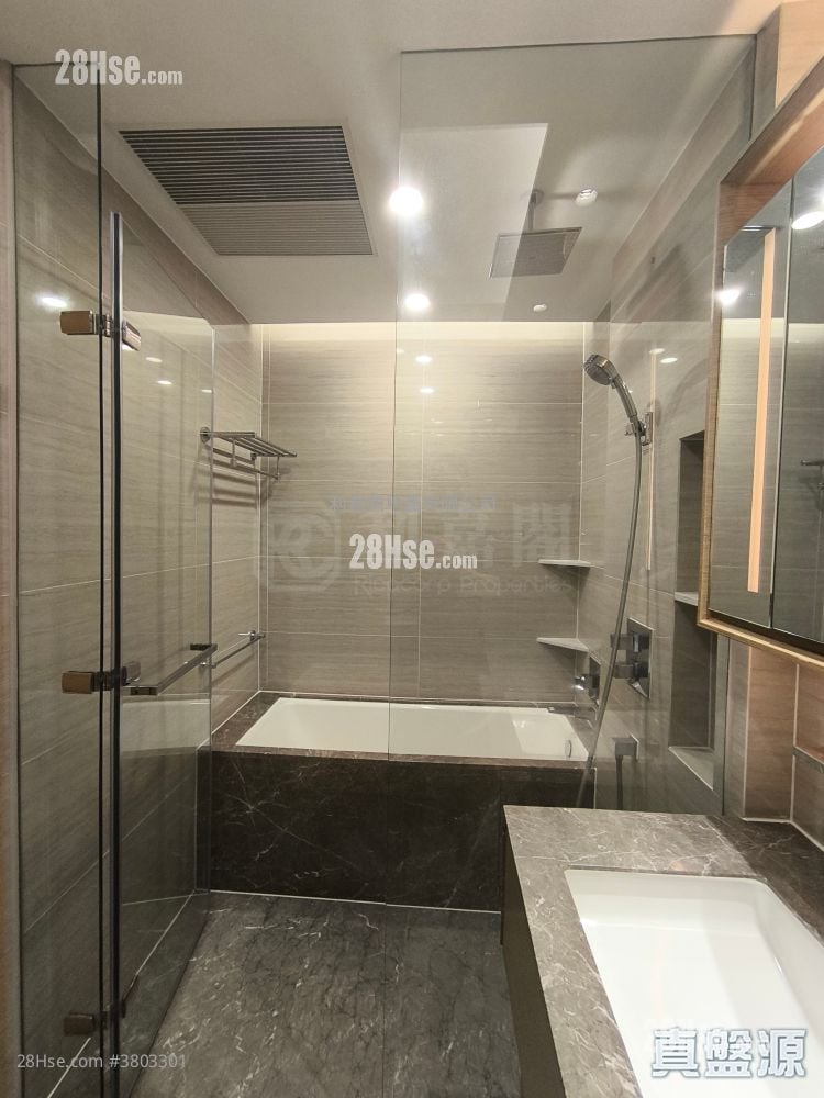 8 Lasalle Rental 3 Bedrooms , 2 Bathrooms 1,020 ft²