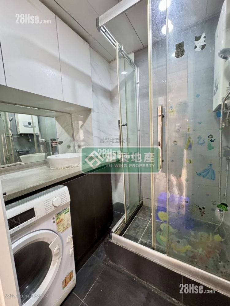 鸿威大厦 售盘 2 房 , 1 浴室 306 平方尺