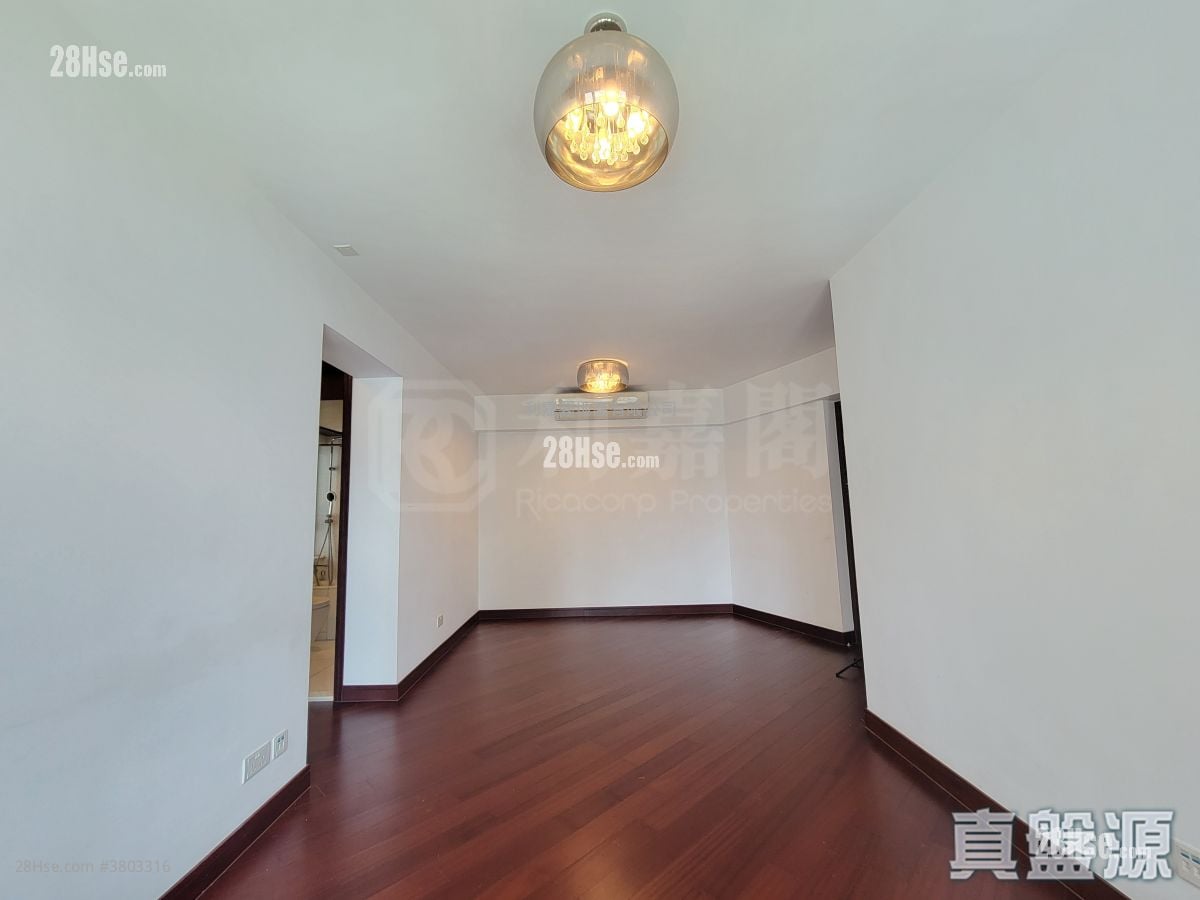 The Long Beach Sell 2 Bedrooms , 1 Bathroom 558 ft²