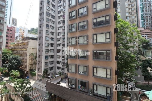 Bo Fung Mansion Rental 2 Bedrooms , 1 Bathroom 348 ft²