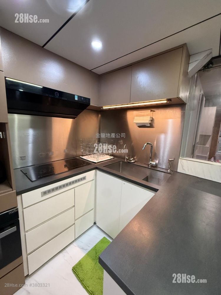 京城大厦 租盘 3 房 , 2 浴室 439 平方尺