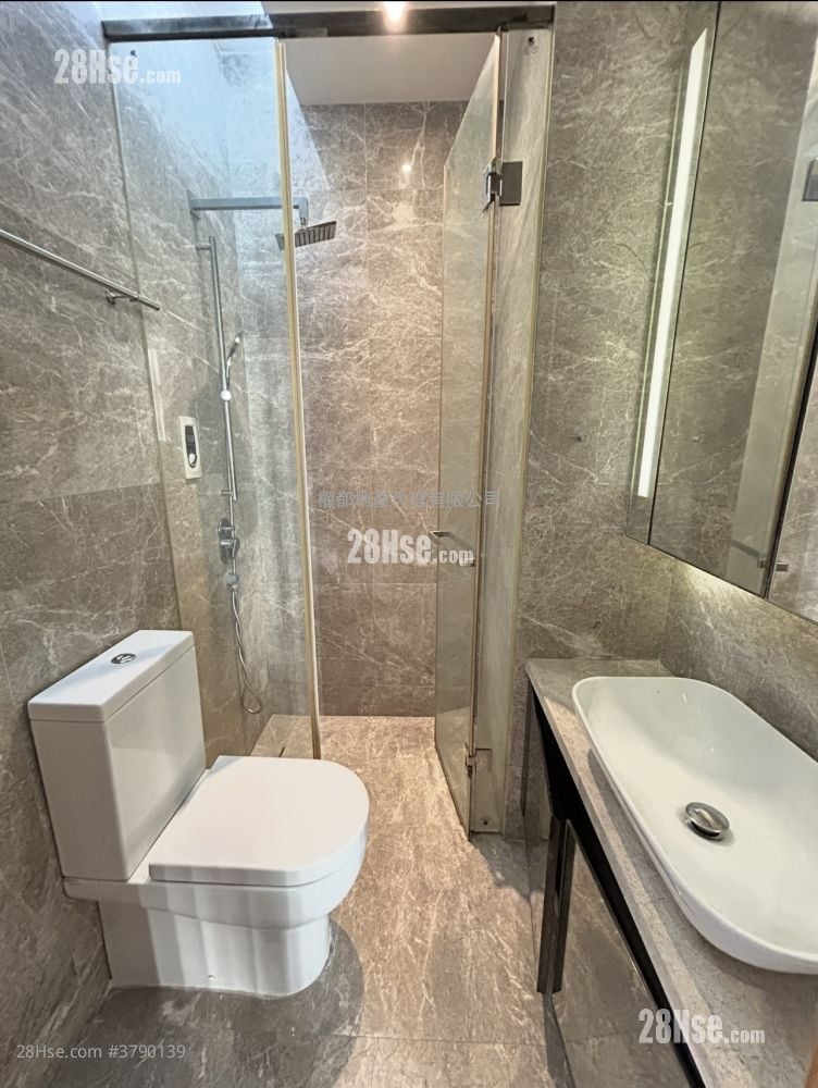 喜点 租盘 开放式间隔 , 1 浴室 250 平方尺