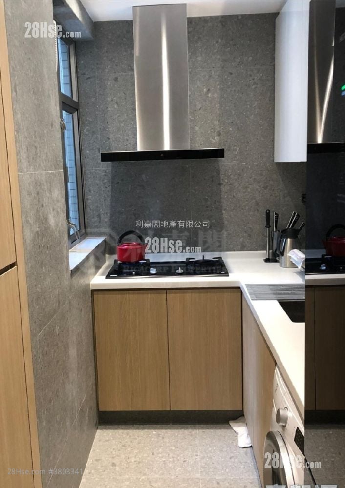 擎天半岛 售盘 2 房 , 2 浴室 808 平方尺