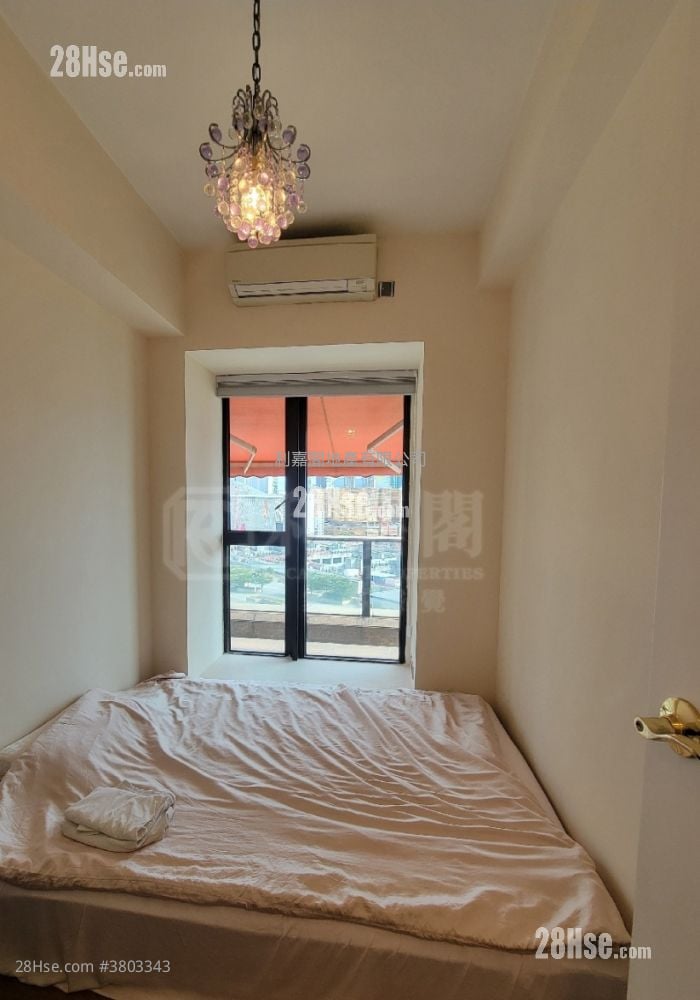 The Arch Sell 3 Bedrooms , 3 Bathrooms 934 ft²