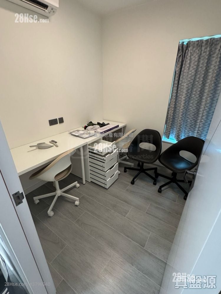 Aquamarine Rental 2 Bedrooms , 1 Bathroom 497 ft²