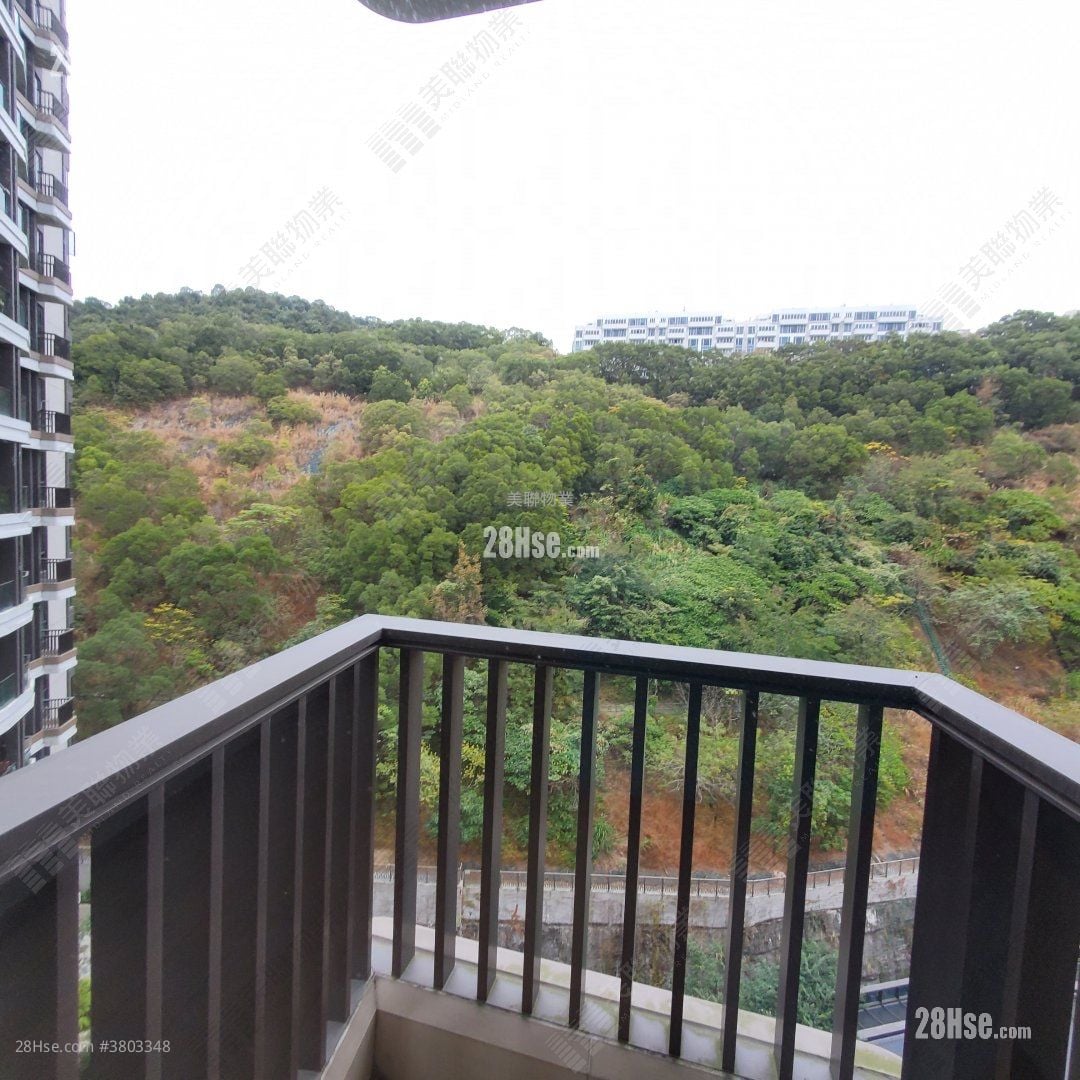 Dragons Range Sell 3 Bedrooms , 3 Bathrooms 952 ft²