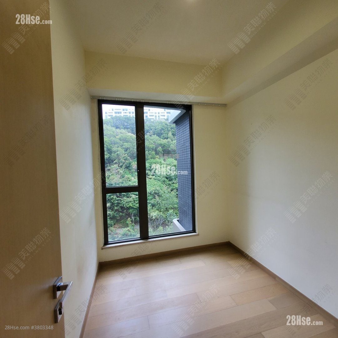 Dragons Range Sell 3 Bedrooms , 3 Bathrooms 952 ft²