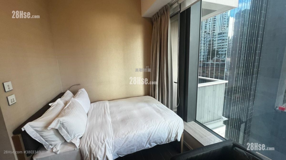 Queen's Cube Rental 289 ft²