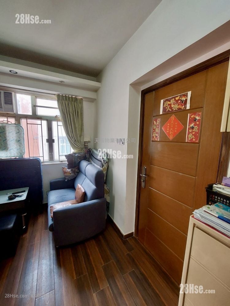 鸿运大厦 售盘 2 房 , 1 浴室 253 平方尺