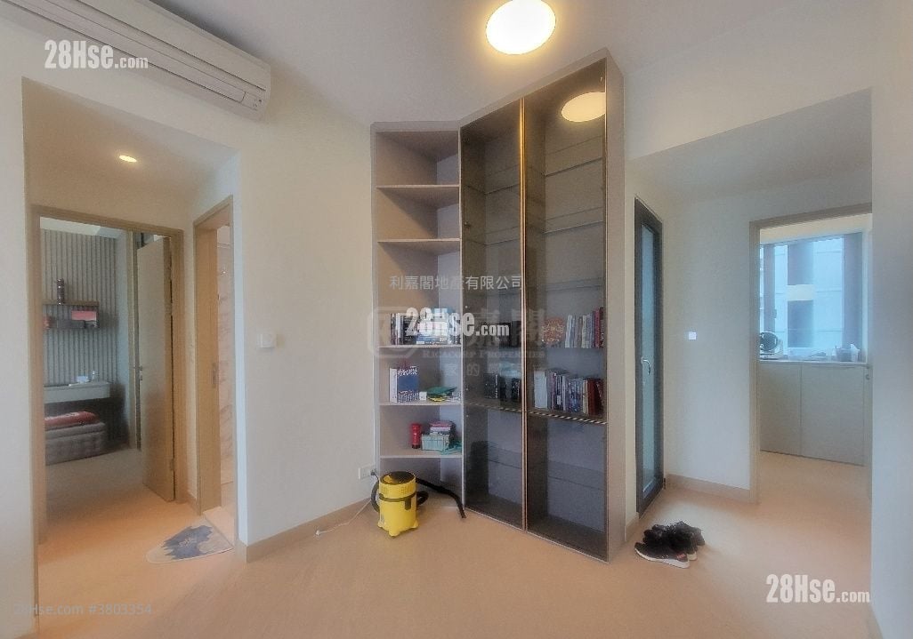 维港滙 售盘 2 房 , 1 浴室 597 平方尺