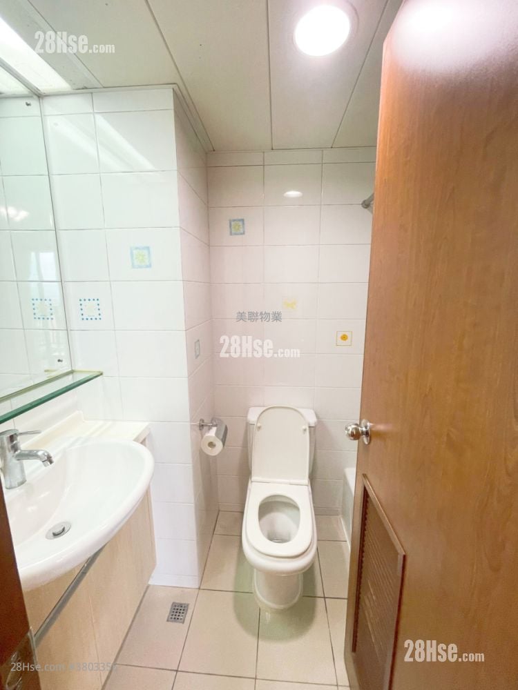 Royal Green Sell 2 Bedrooms , 1 Bathroom 415 ft²